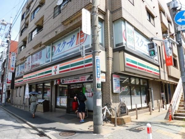 【周辺】　セブンイレブン調布仙川店156ｍ