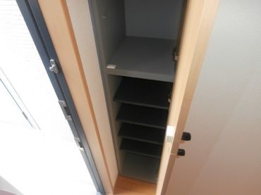 �y���̑��ݔ��z�@