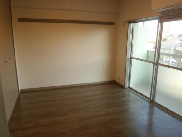 �y�Q���z�@