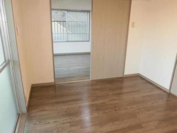 �y�Q���z�@