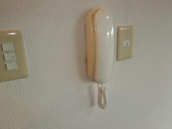 �y���̑��ݔ��z�@