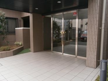 �y�G���g�����X�z�@