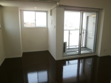 �y�Q���z�@