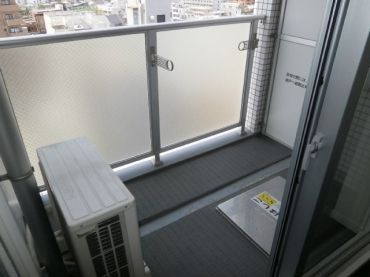 �y�x�����_�z�@