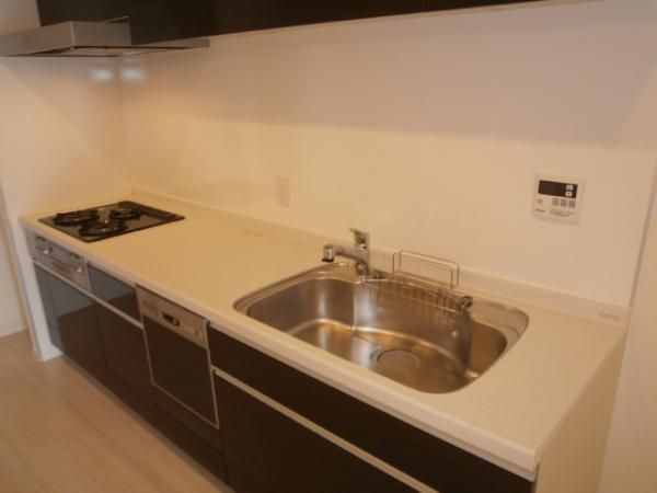 �y�L�b�`���z�@