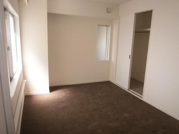 �y�Q���z�@