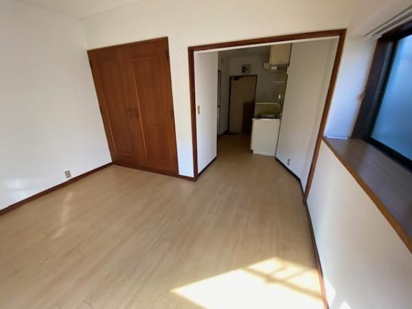 �y�Q���z�@