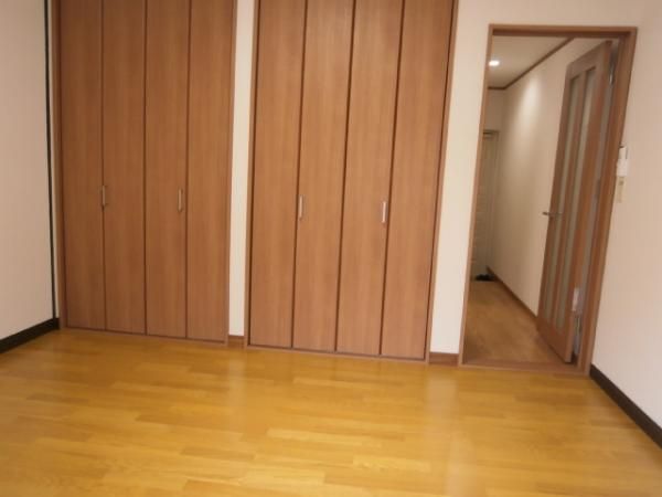 �y���ԁE���r���O�z�@