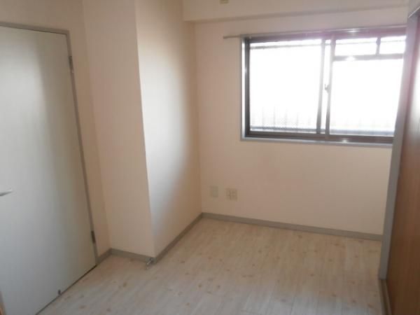 �y�Q���z�@