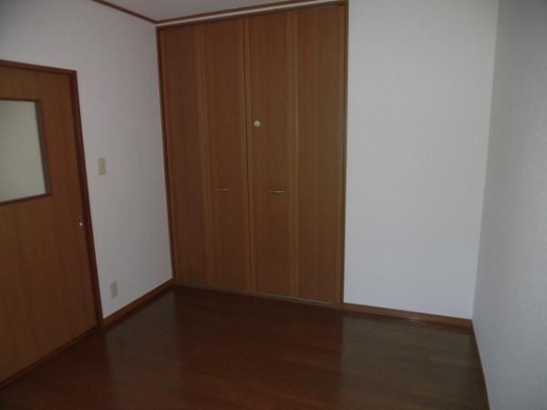 �y�����E���r���O�z�@