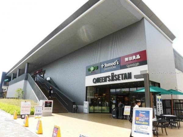 �y���Ӂz�@�N�C�[���Y�ɐ��O���X280��