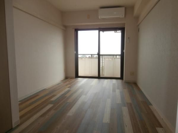 �y���ԁE���r���O�z�@