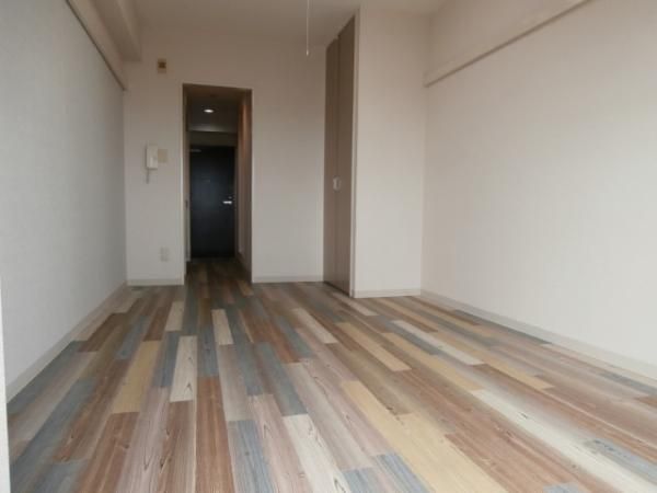 �y���ԁE���r���O�z�@