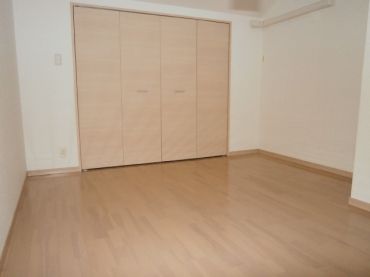 �y�Q���z�@