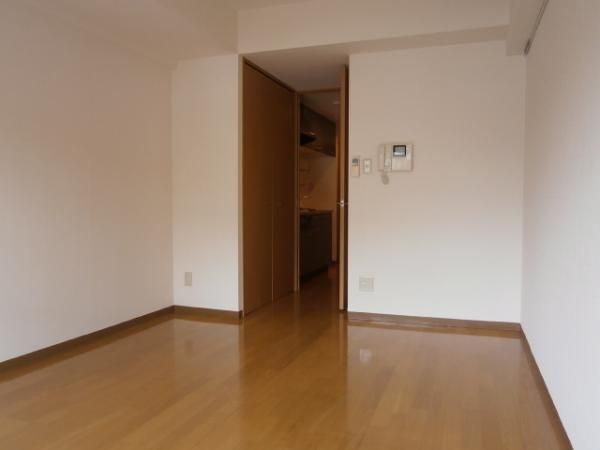 �y���ԁE���r���O�z�@