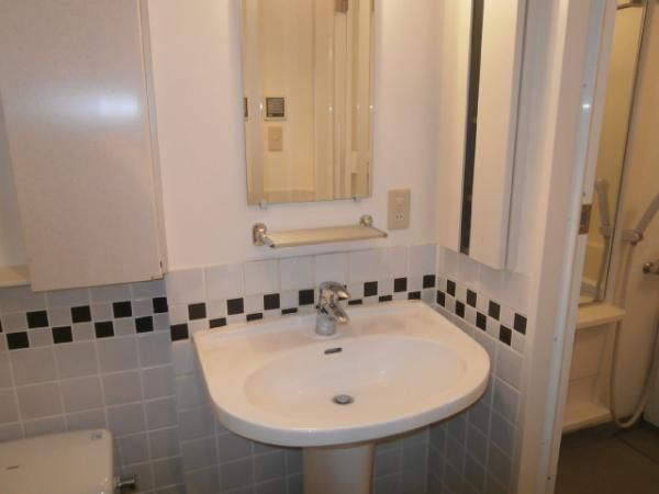 �y���ʏ��z�@