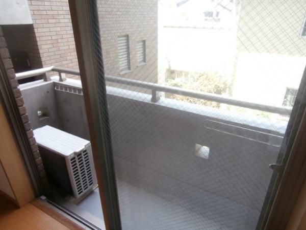 �y�x�����_�z�@