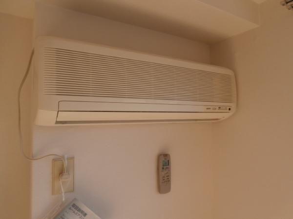 �y���̑��ݔ��z�@