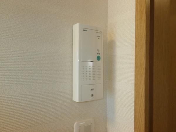 �y���̑��ݔ��z�@