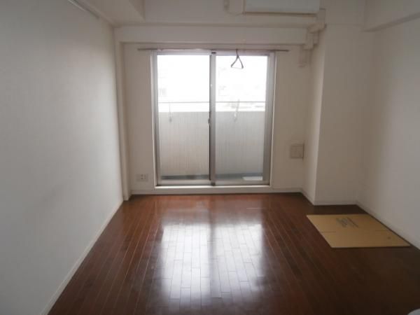 �y���ԁE���r���O�z�@