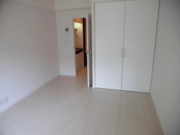 �y���ԁE���r���O�z�@