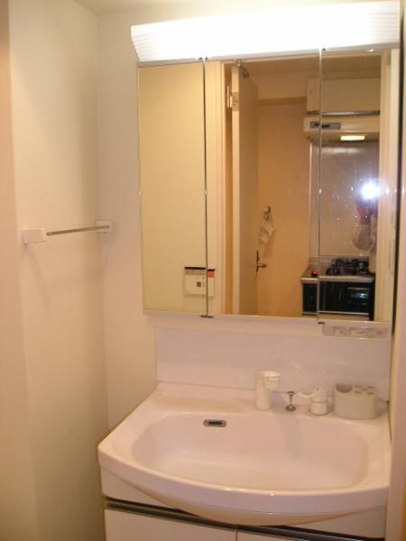 �y���ʏ��z�@