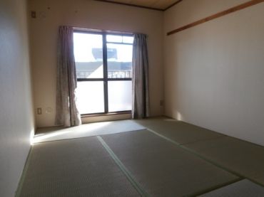 �y�Q���z�@