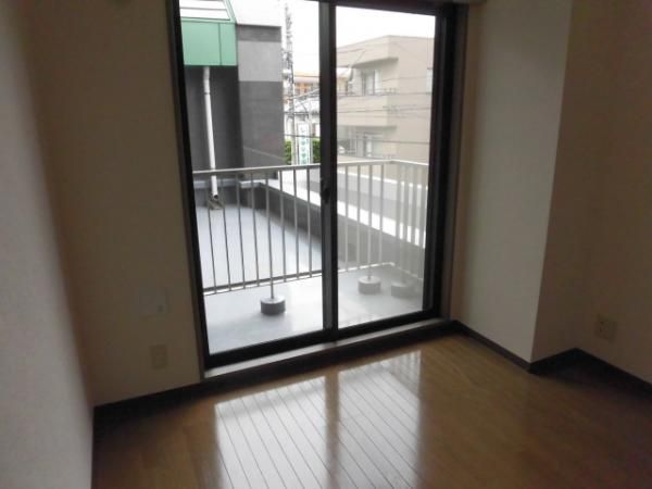 �y�Q���z�@