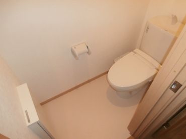 �y�g�C���z�@