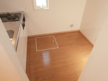 �y���̑������E�X�y�[�X�z�@