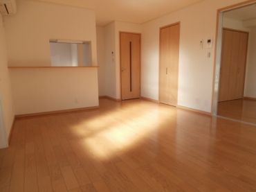 �y�����E���r���O�z�@