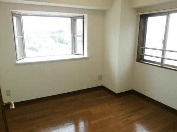 �y�Q���z�@